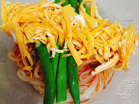 いんげんと錦糸卵の盛岡ビビン麺